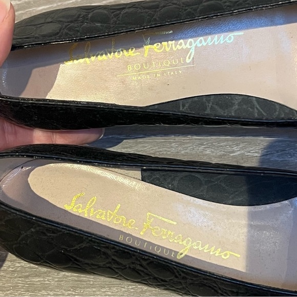 Salvatore Ferragamo Vera Pumps Size 5 AA - Picture 4 of 12